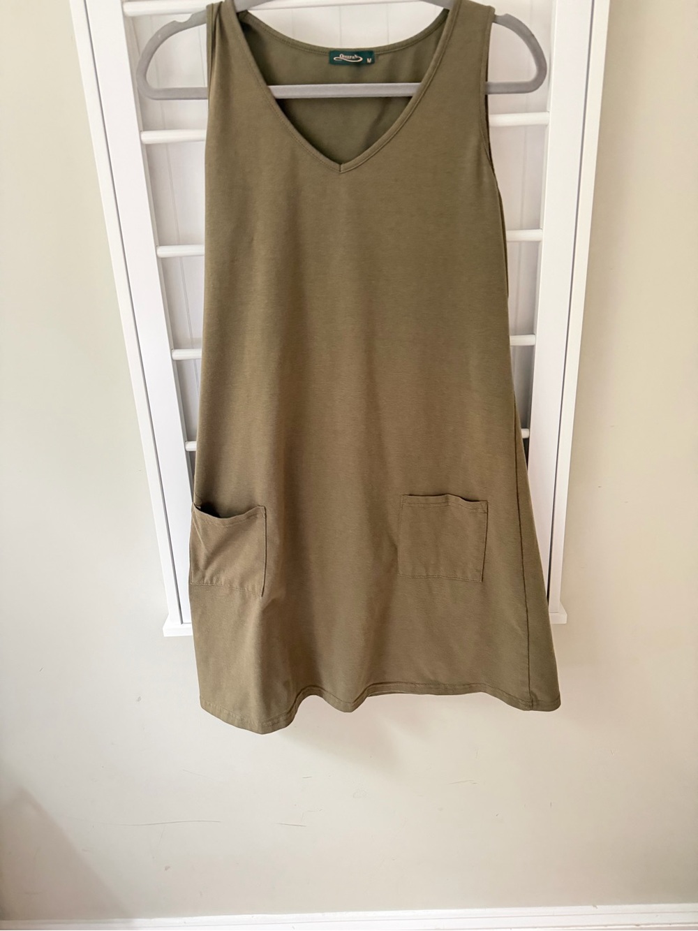 Qeefan Olive Green Sleeveless V-Neck Pocket Shift Dress M